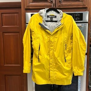 MARMOT YELLOW BOYS RAIN JACKET!!